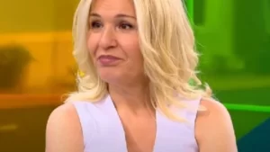 Гала изтръпна за стола си: Ето коя красавица заплашва да я измести! СНИМКА 12 1709795788 170971271567938