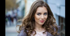 Как да направите тънката си коса да изглежда плътна и буйна: Известна фризьорка разкрива гениален трик - 64 m 02c82ce82ceb06ab17fcdf6f6e2c470a