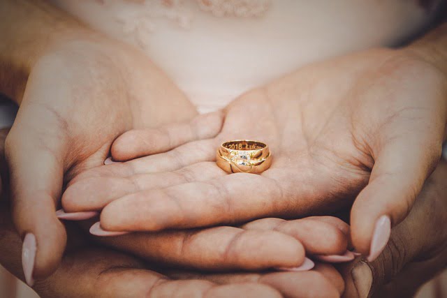wedding 3676470 640