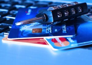 Внимание - опасност! 8 места, където не трябва да плащате с банкова карта 6 credit card 1591492 1280