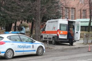 Извънредно: Тежка катастрофа с линейка. Има много ранени 60 e2d22d353ddaf28b5058212c32bf61b3 c1 20230302 16530318