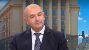 Ген. Мутафчийски изправи на нокти народа: Трябва да сме готови за 60 мутафчийски