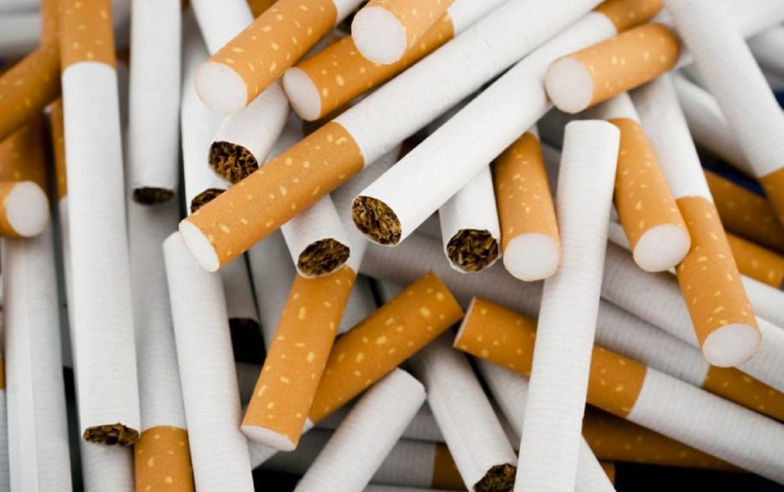 Цигарите поскъпват с 2,40 лв. 3 cigari
