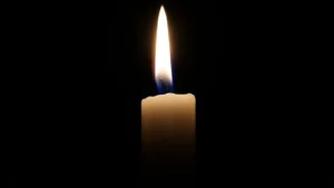 Едва на 39 г. почина известна певица 61 1745044337 candle 2038736 1280